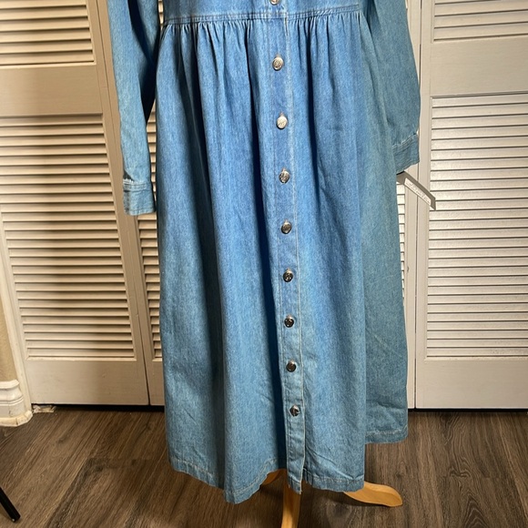 NEW. Vintage Studio, Denim Dress, M. Button up. - Picture 7 of 16